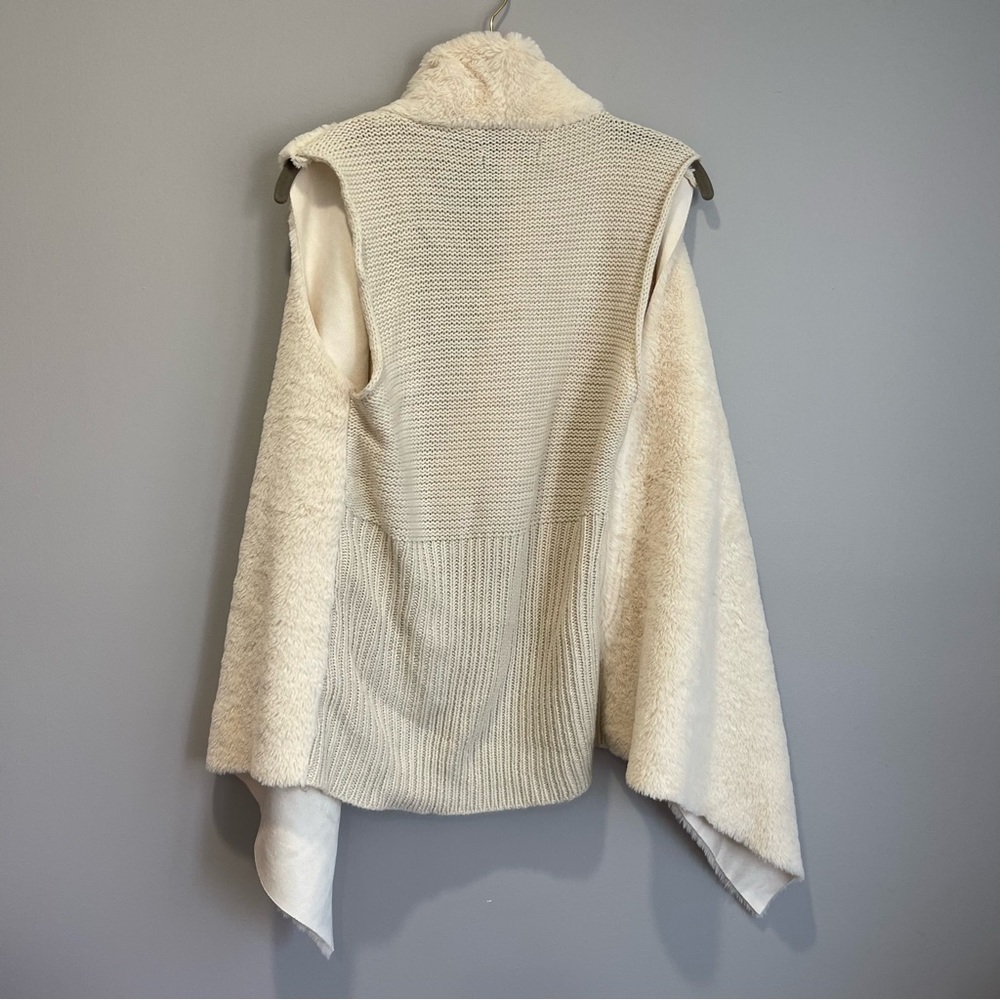Blue Rain Cardigan - Picture 2 of 3
